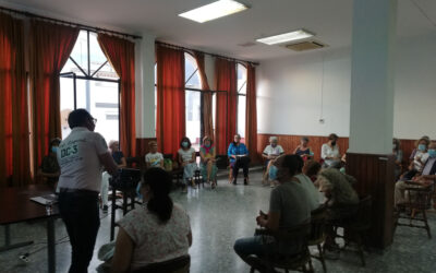 Presentación a personas interesadas